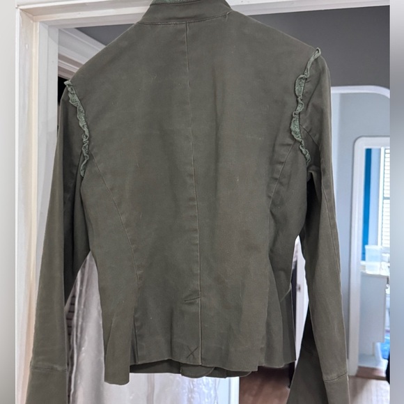 🌿 Vintage Olive Green Jacket with Lace Trim – Romantic Utility Vibes! ✨ 🌿 - Picture 2 of 16